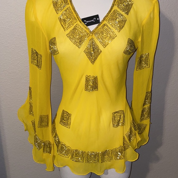 Beautiful Top size L color: yellow - Picture 5 of 10